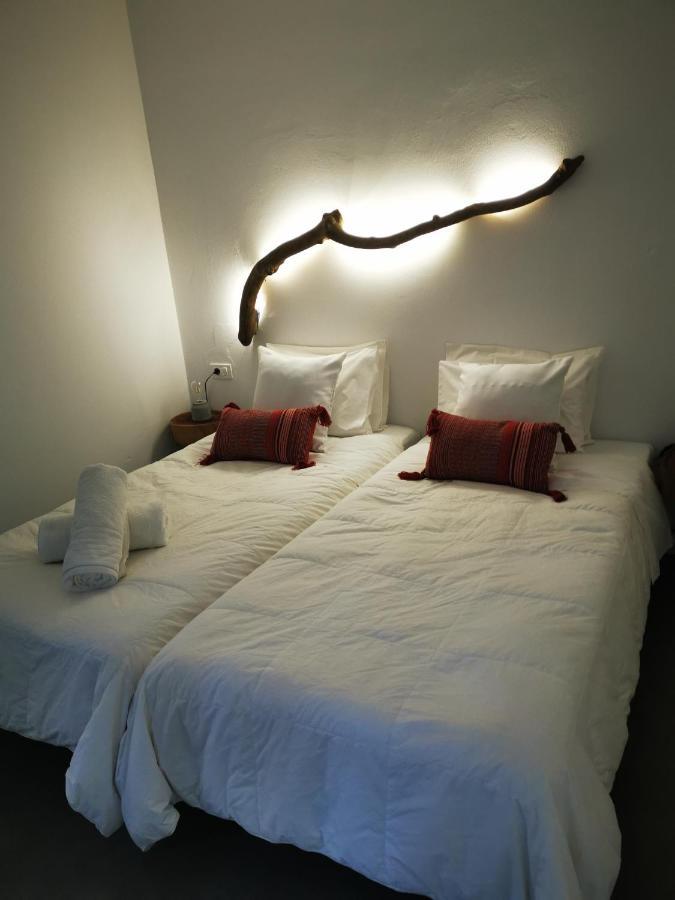 Niriides Hotel Apartments Sými Luaran gambar