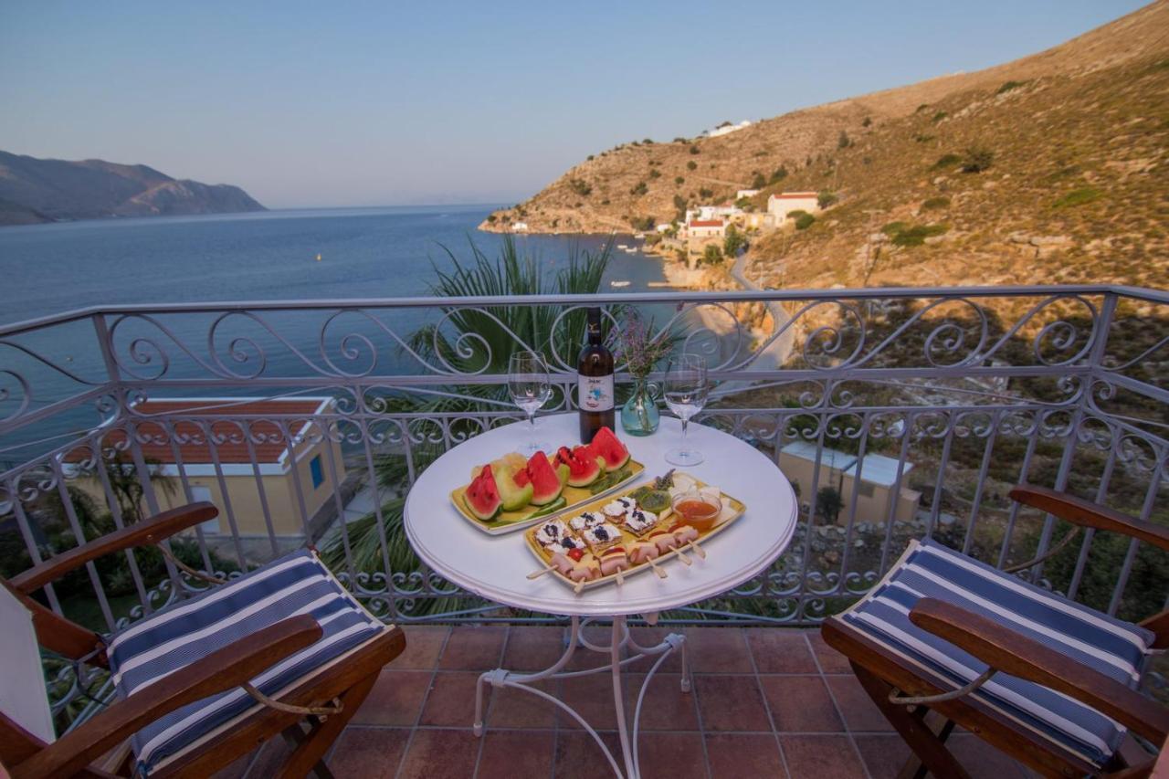 Niriides Hotel Apartments Sými Luaran gambar