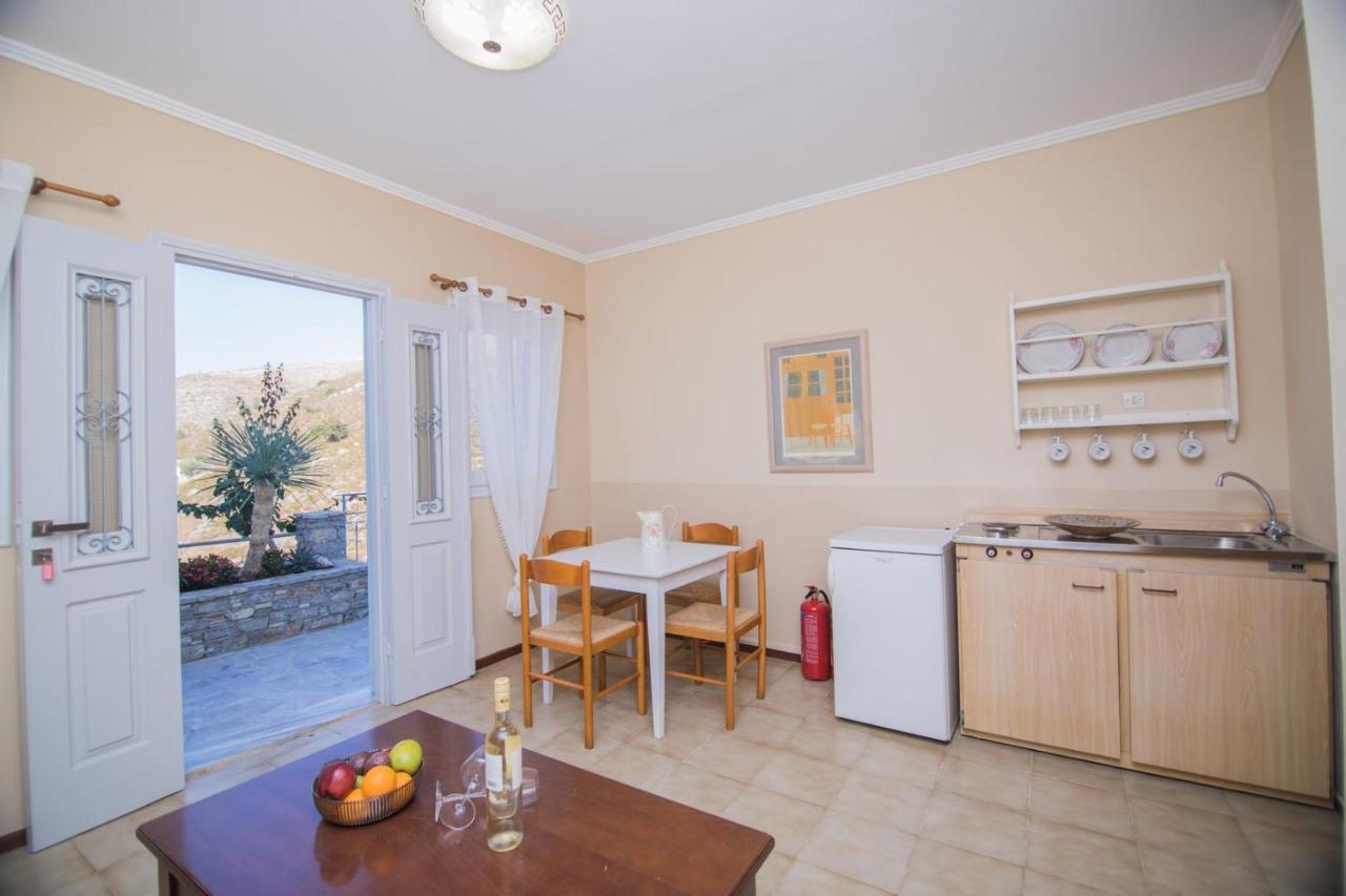 Niriides Hotel Apartments Sými Luaran gambar