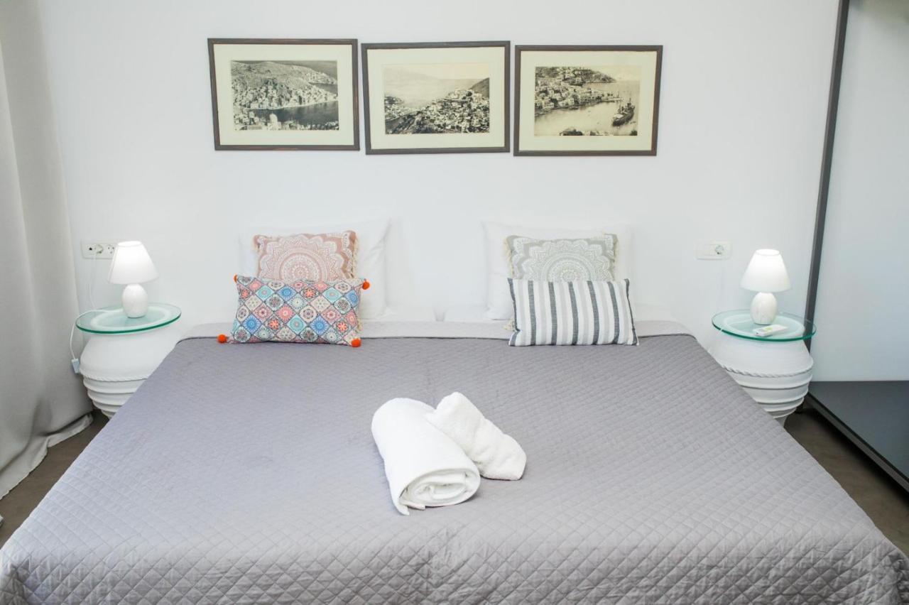 Niriides Hotel Apartments Sými Luaran gambar