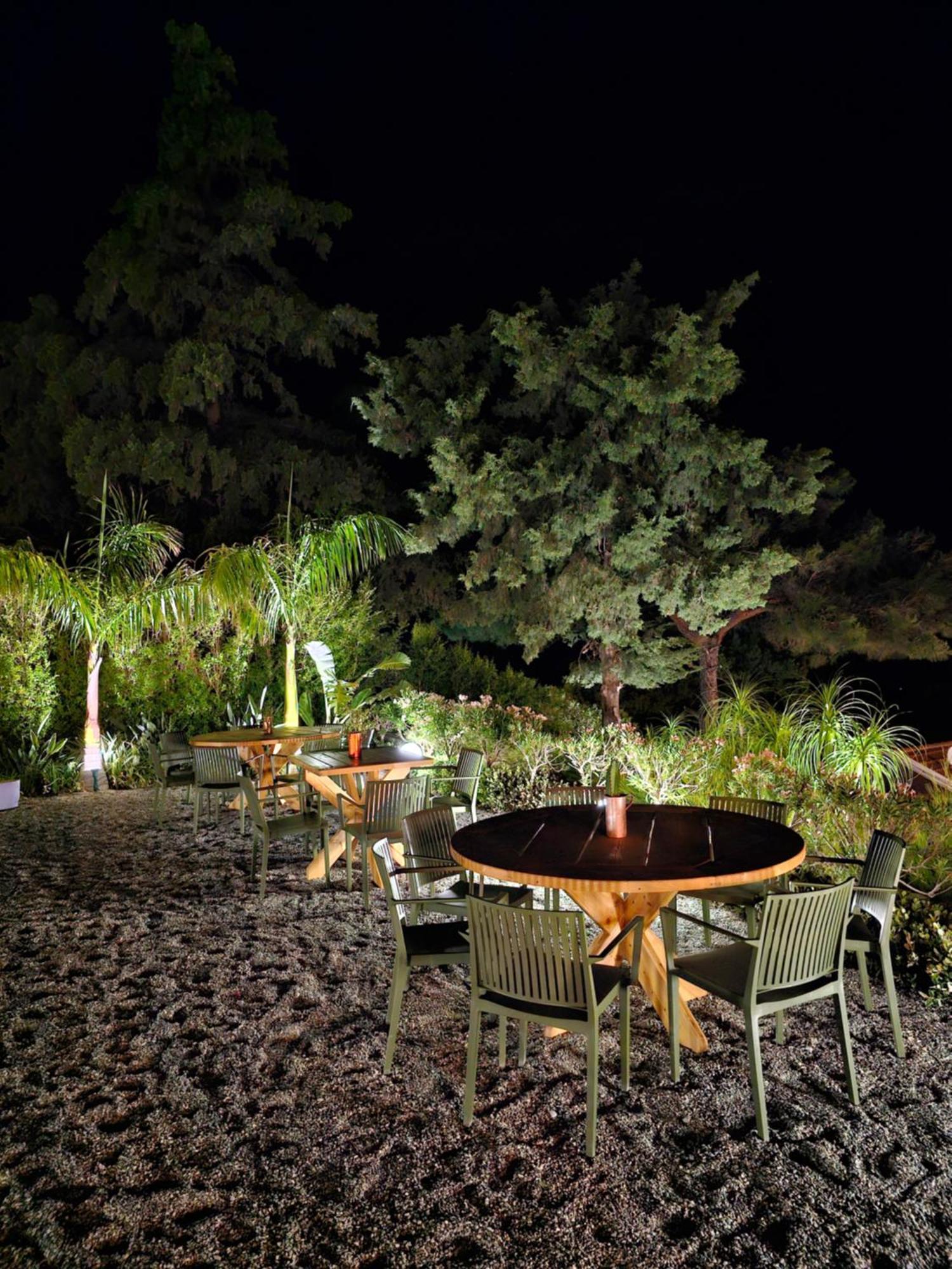 Niriides Hotel Apartments Sými Luaran gambar