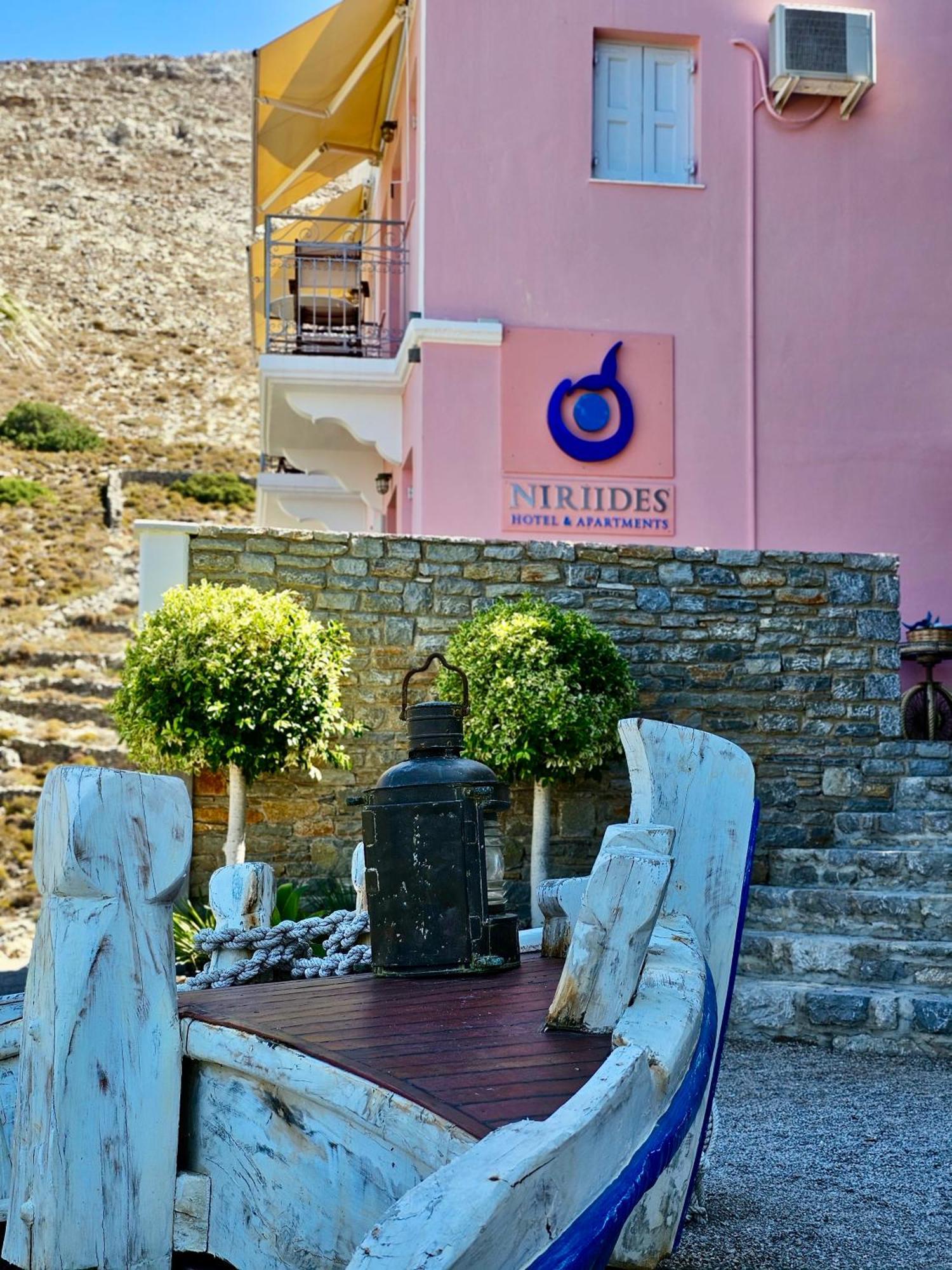 Niriides Hotel Apartments Sými Luaran gambar