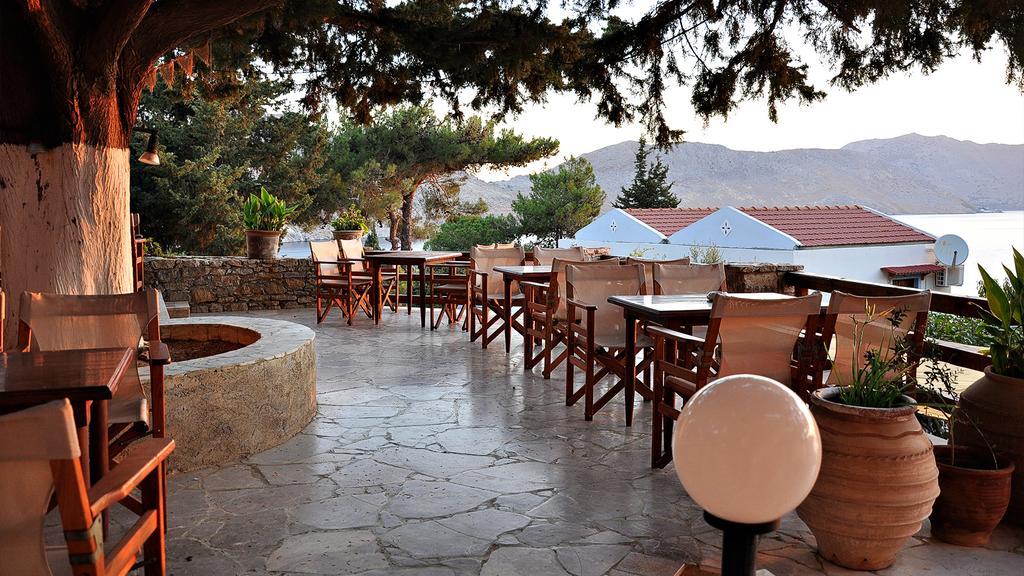 Niriides Hotel Apartments Sými Luaran gambar