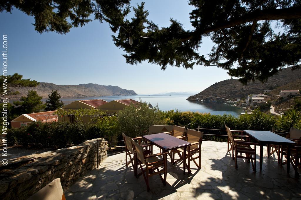 Niriides Hotel Apartments Sými Luaran gambar